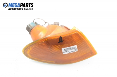 Мигач за Opel Astra F Hatchback (09.1991 - 01.1998), хечбек, позиция: дясна