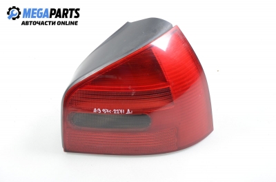 Стоп за Audi A3 Hatchback I (09.1996 - 05.2003), позиция: дясна