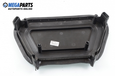 Пластмасов капак за Audi A8 Sedan 4E (10.2002 - 07.2010), 4+1 вр., № 4E0 819 647C
