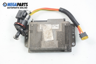 Компютър с контактен ключ за Renault Megane Scenic (10.1996 - 12.2001) 2.0 i (JA0G), 109 к.с., № Siemens S 113725208