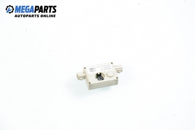 Усилвател антена за BMW X3 Series E83 (01.2004 - 12.2011), № 6990090-03