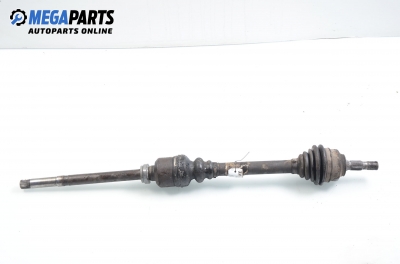 Полуоска за Citroen C5 I Sedan (03.2001 - 03.2005) 2.0 16V (DCRFNC, DCRFNF), 136 к.с., позиция: дясна