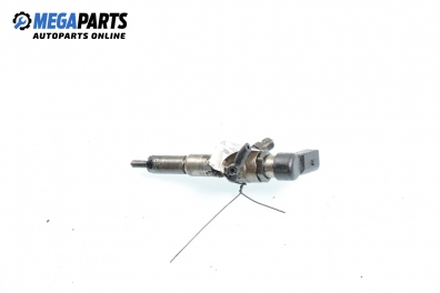 Дюза дизел за Citroen C2 Hatchback (09.2003 - 04.2009) 1.4 HDi, 68 к.с., № 9654551080