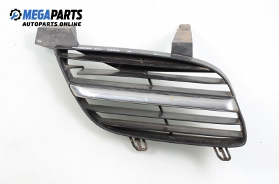 Решетка за Nissan Almera II Hatchback (01.2000 - 12.2006), позиция: дясна