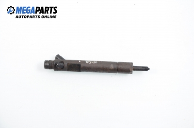 Дюза дизел за Ford Focus I Hatchback (10.1998 - 12.2007) 1.8 Turbo DI / TDDi, 90 к.с.