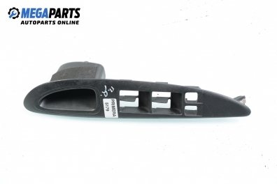 Интериорна пластмаса за Nissan Primera Traveller III (01.2002 - 06.2007), 4+1 вр., комби, позиция: предна