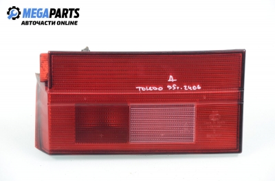 Вътрешен стоп за Seat Toledo I Hatchback (01.1991 - 10.1999), хечбек, позиция: дясна