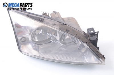 Фар за Ford Mondeo III Hatchback (10.2000 - 03.2007), хечбек, позиция: дясна
