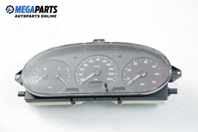 Километраж за Renault Megane I Classic Sedan (09.1996 - 08.2003) 1.6 i (LA0L), 75 к.с.