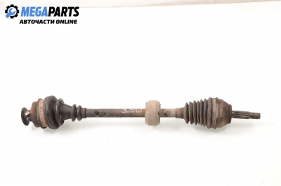 Полуоска за Renault Clio I Hatchback (05.1990 - 09.1998) 1.2 (B/C57R), 54 к.с., позиция: дясна