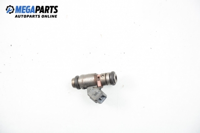 Дюза бензин за Renault Clio II Hatchback (09.1998 - 09.2005) 1.2 16V (BB05, BB0W, BB11, BB27, BB2T, BB2U, BB2V, CB05...), 75 к.с.