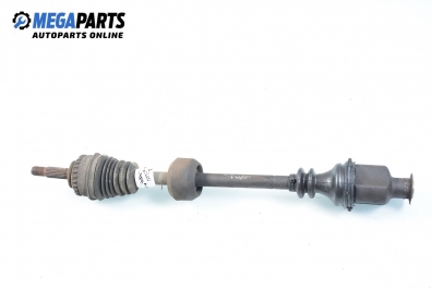 Полуоска за Renault Clio II Hatchback (09.1998 - 09.2005) 1.2 16V (BB05, BB0W, BB11, BB27, BB2T, BB2U, BB2V, CB05...), 75 к.с., позиция: дясна