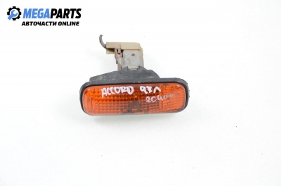 Мигач за Honda Accord V Sedan (09.1995 - 10.1998), седан, позиция: дясна