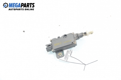 Ключалка за капачката на резервоара за Nissan Almera II Hatchback (01.2000 - 12.2006), хечбек
