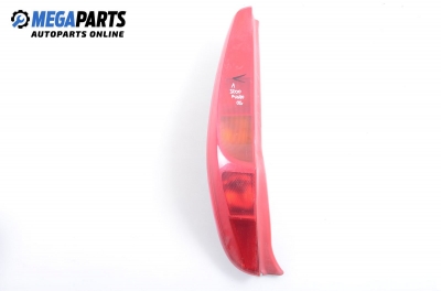 Стоп за Fiat Punto Hatchback II (09.1999 - 07.2012), хечбек, позиция: лява