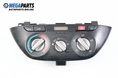 Панел климатик за Toyota RAV4 II SUV (06.2000 - 11.2005)