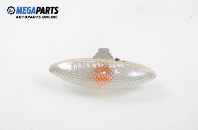 Мигач за Toyota Yaris Hatchback I (01.1999 - 12.2005), хечбек, позиция: дясна