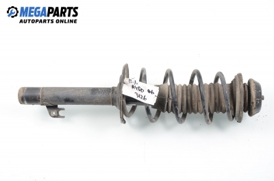 Макферсон за Toyota Aygo Hatchback (02.2005 - 05.2014), позиция: предна, лява
