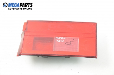 Вътрешен стоп за Seat Toledo I Hatchback (01.1991 - 10.1999), хечбек, позиция: дясна