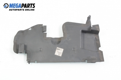 Пластмасова кора за Citroen C4 Picasso I (10.2006 - 12.2015), позиция: предна, дясна