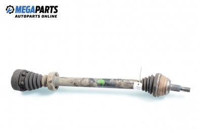 Полуоска за Volkswagen Golf III Hatchback (08.1991 - 07.1998) 2.0, 115 к.с., позиция: дясна