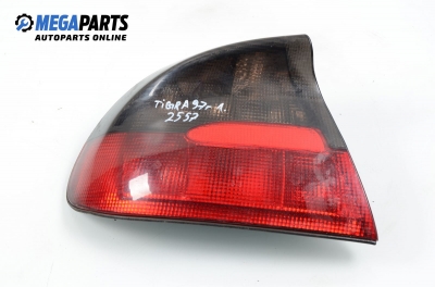 Стоп за Opel Tigra Coupe (07.1994 - 12.2000), позиция: лява