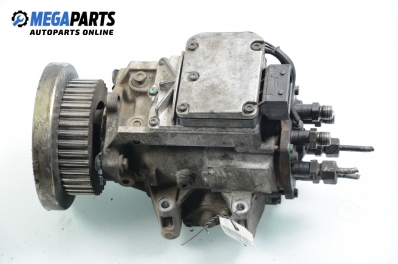 ГНП-горивонагнетателна помпа за Volkswagen Passat Sedan B5.5 (10.2000 - 12.2005) 2.5 TDI, 150 к.с., № Bosch 0 281 010 888
