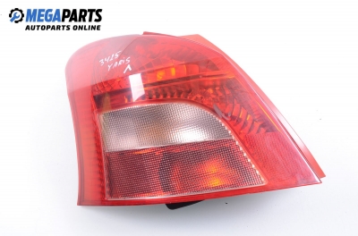 Стоп за Toyota Yaris Hatchback II (01.2005 - 12.2014), хечбек, позиция: лява