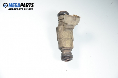 Дюза бензин за Nissan Primera Traveller II (06.1996 - 01.2002) 2.0 16V, 131 к.с., № 16600-3J000 / Bosch 0 280 155 798