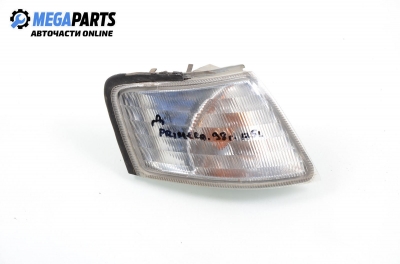 Мигач за Nissan Primera Sedan II (06.1996 - 12.2001), седан, позиция: дясна