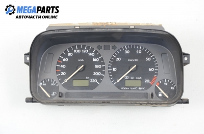 Километраж за Volkswagen Golf III Hatchback (08.1991 - 07.1998) 1.6, 101 к.с.