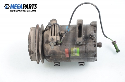 Компресор климатик за Audi 80 Avant B4 (09.1991 - 01.1996) 1.6 E, 101 к.с., № 4A0 260 805 AE