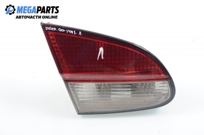 Вътрешен стоп за Kia Avella Sedan (11.1995 - 12.2001), седан, позиция: лява