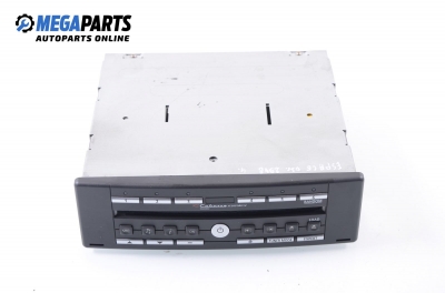 CD плеър за Renault Espace IV Minivan (11.2002 - 02.2015), № 8 200 089 153