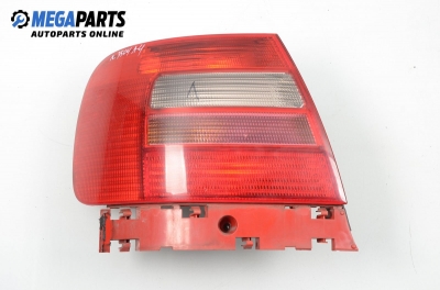 Стоп за Audi A4 Sedan B5 (11.1994 - 09.2001), седан, позиция: лява