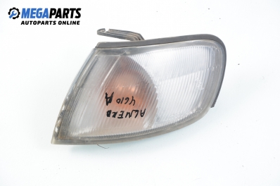 Мигач за Nissan Almera I Hatchback (07.1995 - 07.2001), хечбек, позиция: лява, TYC