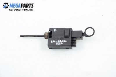 Ключалка за капачката на резервоара за Renault Laguna II Hatchback (03.2001 - 12.2007), хечбек