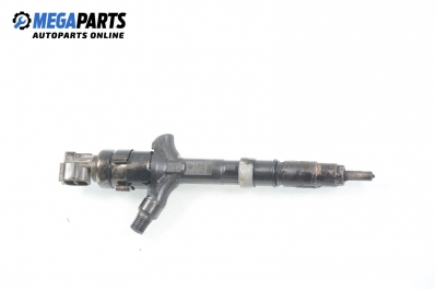 Дюза дизел за Toyota Corolla Hatchback (11.2001 - 02.2007) 2.0 D-4D (CDE120R, CDE120L), 116 к.с., № Denso 23670-27020