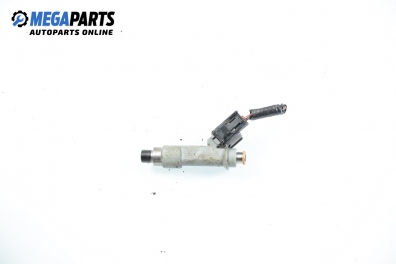 Дюза бензин за Toyota Yaris Hatchback II (01.2005 - 12.2014) 1.0 VVT-i, 69 к.с., Denso
