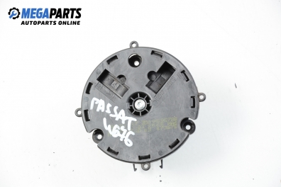 Мотор реглаж огледало за Volkswagen Passat Variant B6 (08.2005 - 11.2011), комби, № HEAT057K