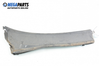 Кора под чистачки за Ford Focus I Estate (02.1999 - 12.2007), комби, позиция: дясна