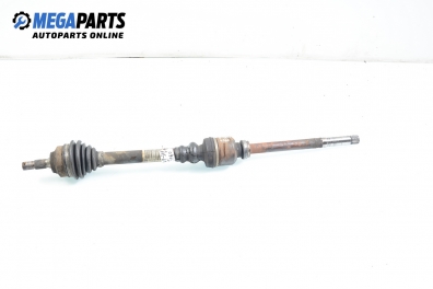 Полуоска за Peugeot 307 Hatchback (08.2000 - 12.2012) 1.6 16V, 109 к.с., позиция: предна, дясна