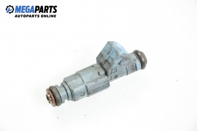 Дюза бензин за Volvo V70 II Estate (11.1999 - 12.2008) 2.3 T5, 250 к.с., № Bosch 0 280 155 830 / 9186060