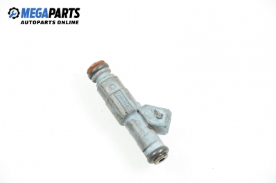Дюза бензин за Volvo V70 II Estate (11.1999 - 12.2008) 2.3 T5, 250 к.с., № Bosch 0 280 155 830 / 9186060