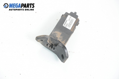 Ключалка за капачката на резервоара за Opel Astra G Sedan (09.1998 - 12.2009), седан