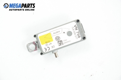 Усилвател антена за Volkswagen Touareg SUV (10.2002 - 01.2013), № 7L6 035 577
