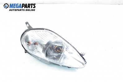 Фар за Fiat Punto Grande Punto (06.2005 - 07.2012), позиция: дясна