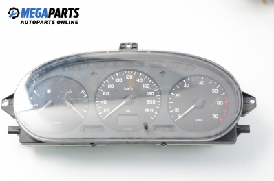 Километраж за Renault Megane I Hatchback (08.1995 - 12.2004) 1.6 e (BA0F, BA0S), 90 к.с.