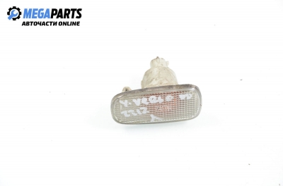Мигач за Toyota Yaris Verso (08.1999 - 09.2005), позиция: лява