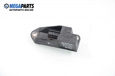 Сензор airbag за Volkswagen Passat Variant B5.5 (09.2000 - 08.2005), № 600 909 606